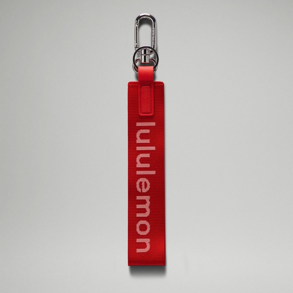 LULULEMON | Never Lost Keychain